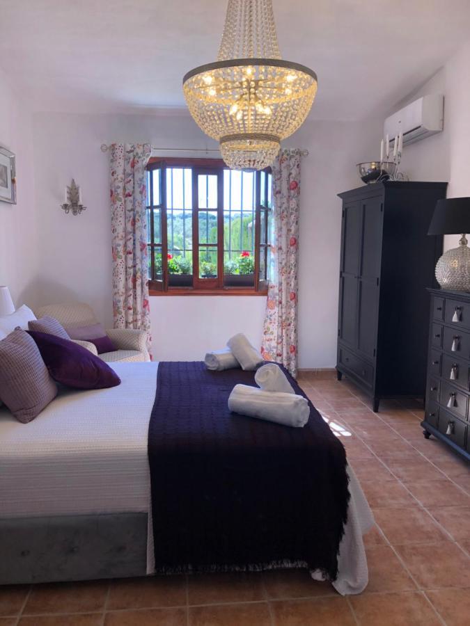 לינה וארוחת בוקר Villanueva de Tapia Casa La Alegria 37 מראה חיצוני תמונה